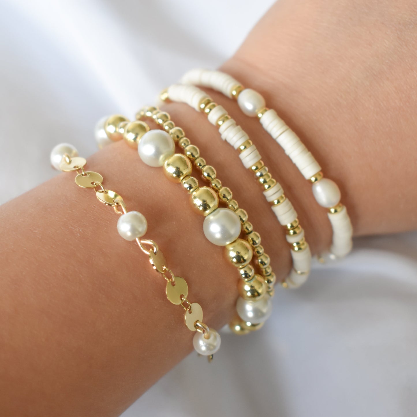 Pearly Gold Bracelet