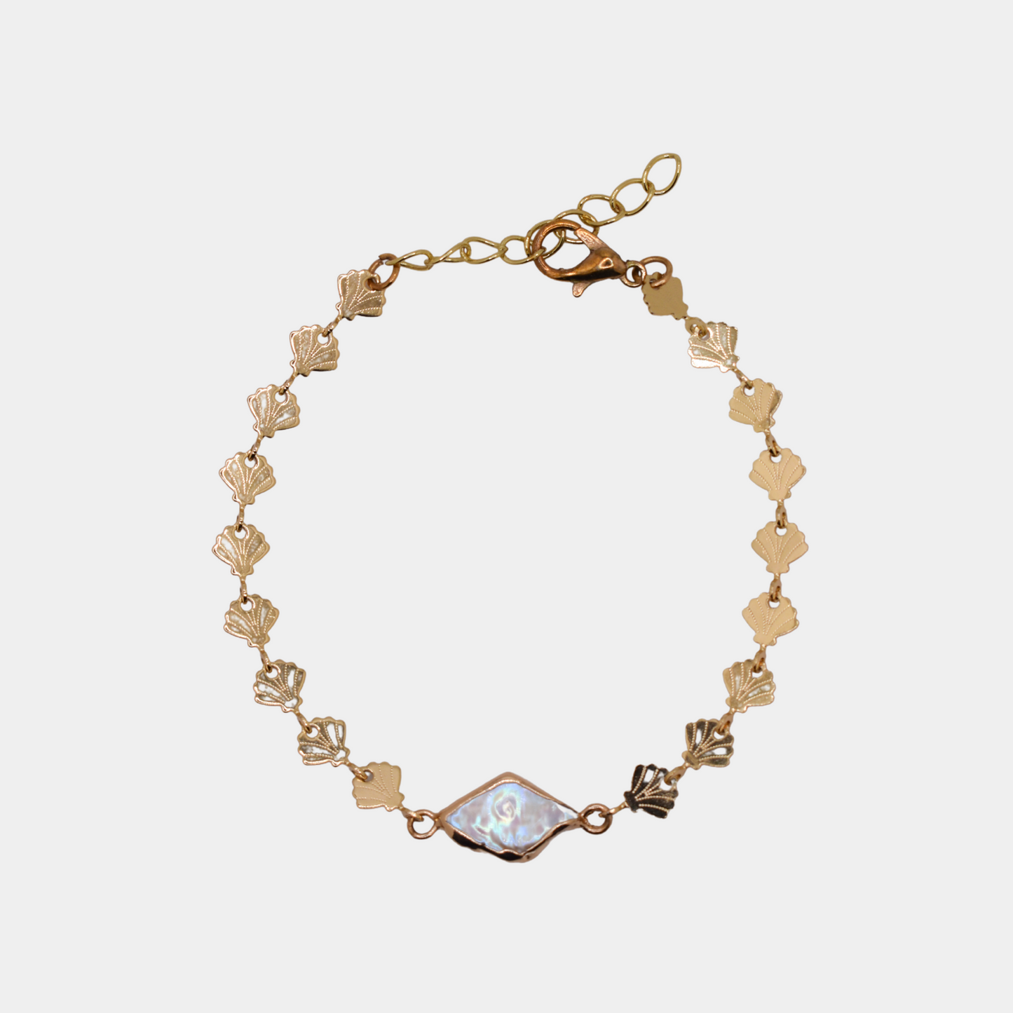 Shelly Bracelet